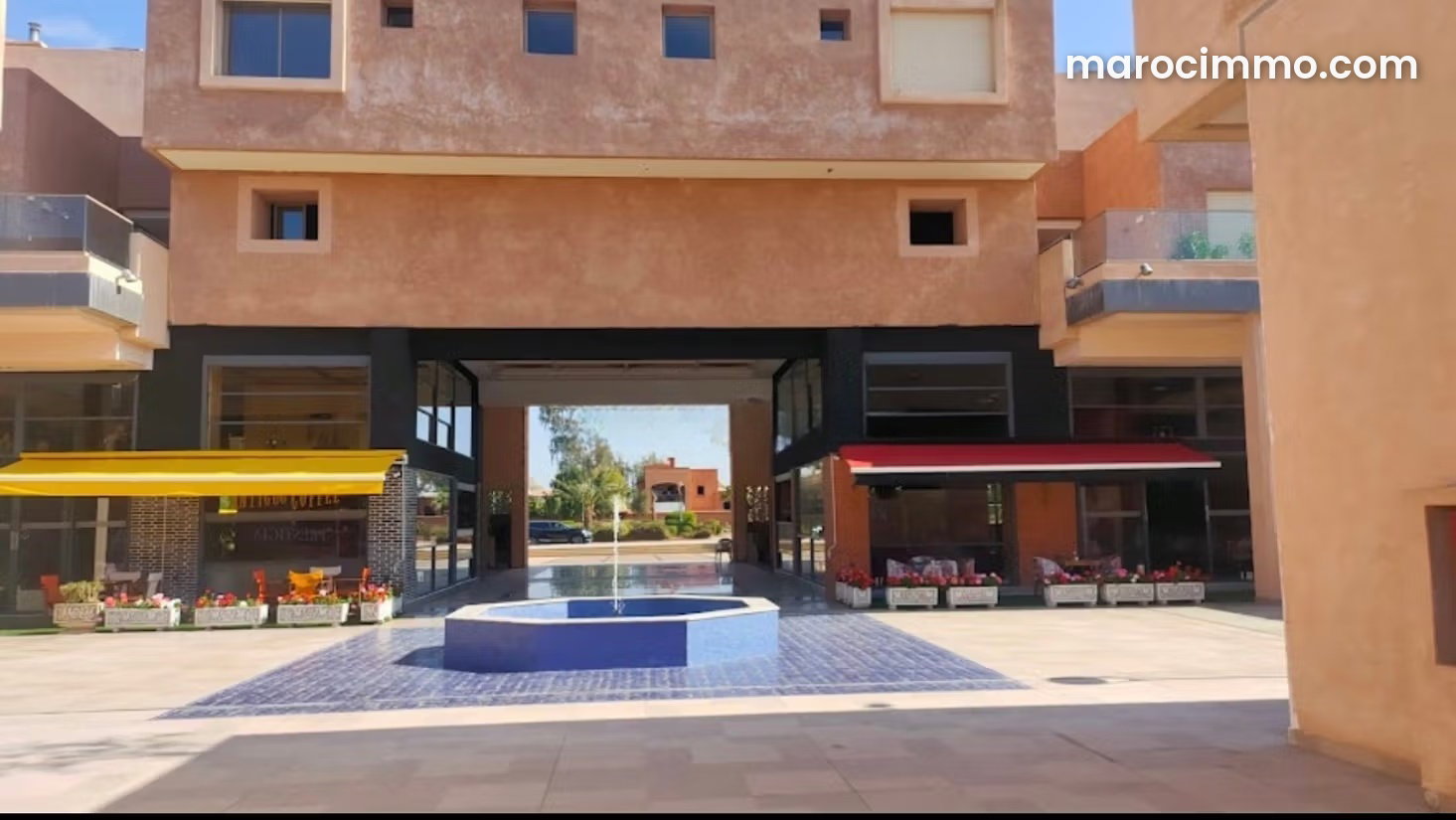 Local commercial 250 m² avenue Mohammed VI Marrakech — Marrakech