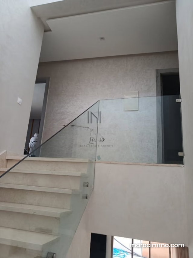 Villa à louer — 5