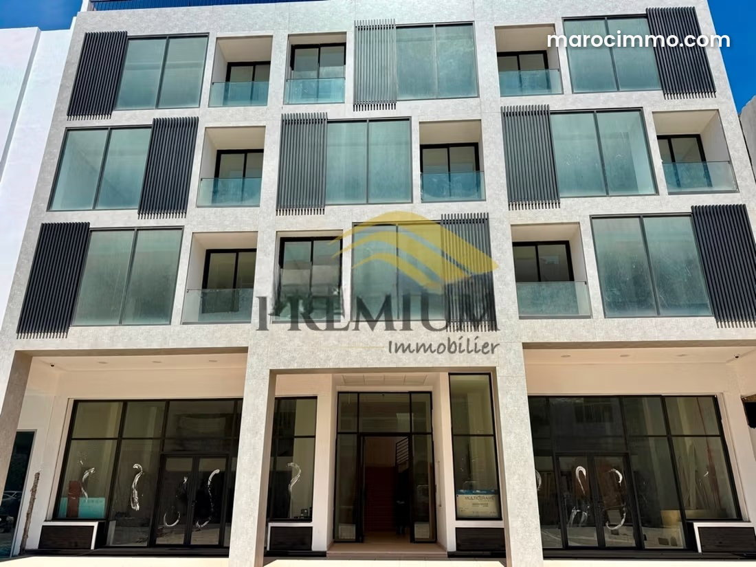 Bureau 100 m² à louer à Riad Oulad Mtaa, Temara — Temara