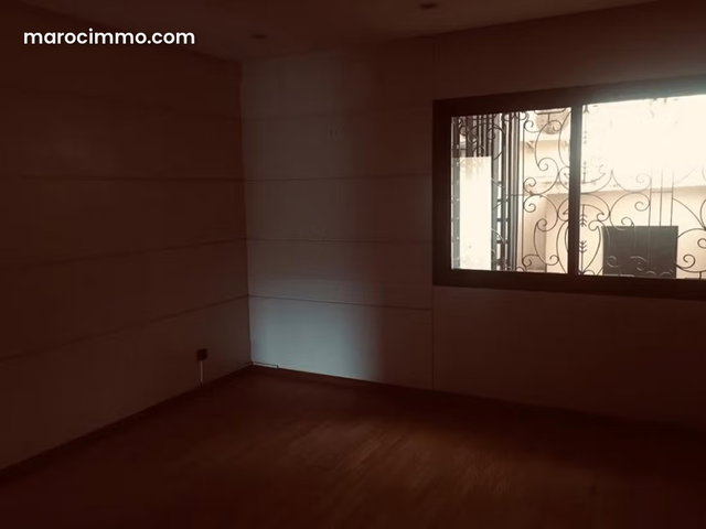 Plateau de bureau à louer au Bd d'ANFA — 3