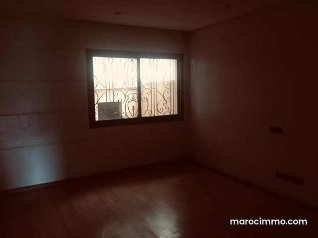 Plateau de bureau à louer au Bd d'ANFA — 2
