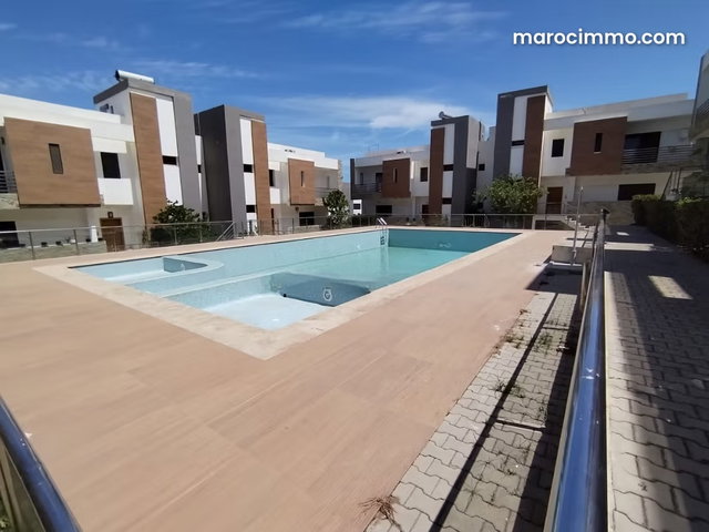 Superbe triplex à vendre à Harhoura Val d’Or — 2
