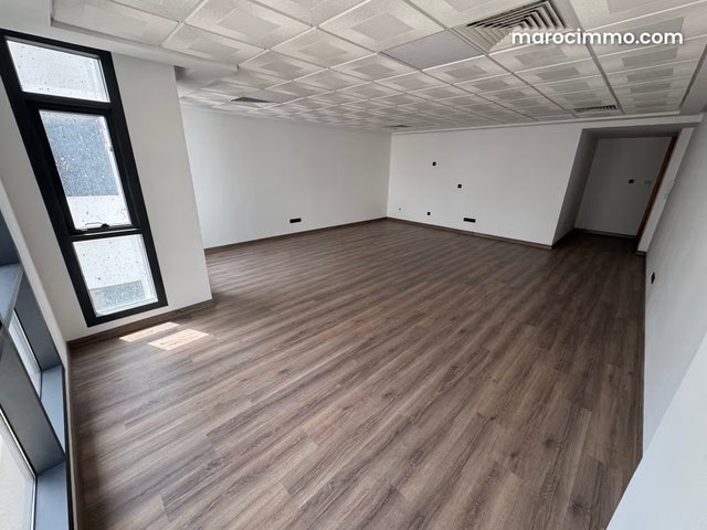 Beautiful Offices for Rent in Socrate. 61 m² Space — 2