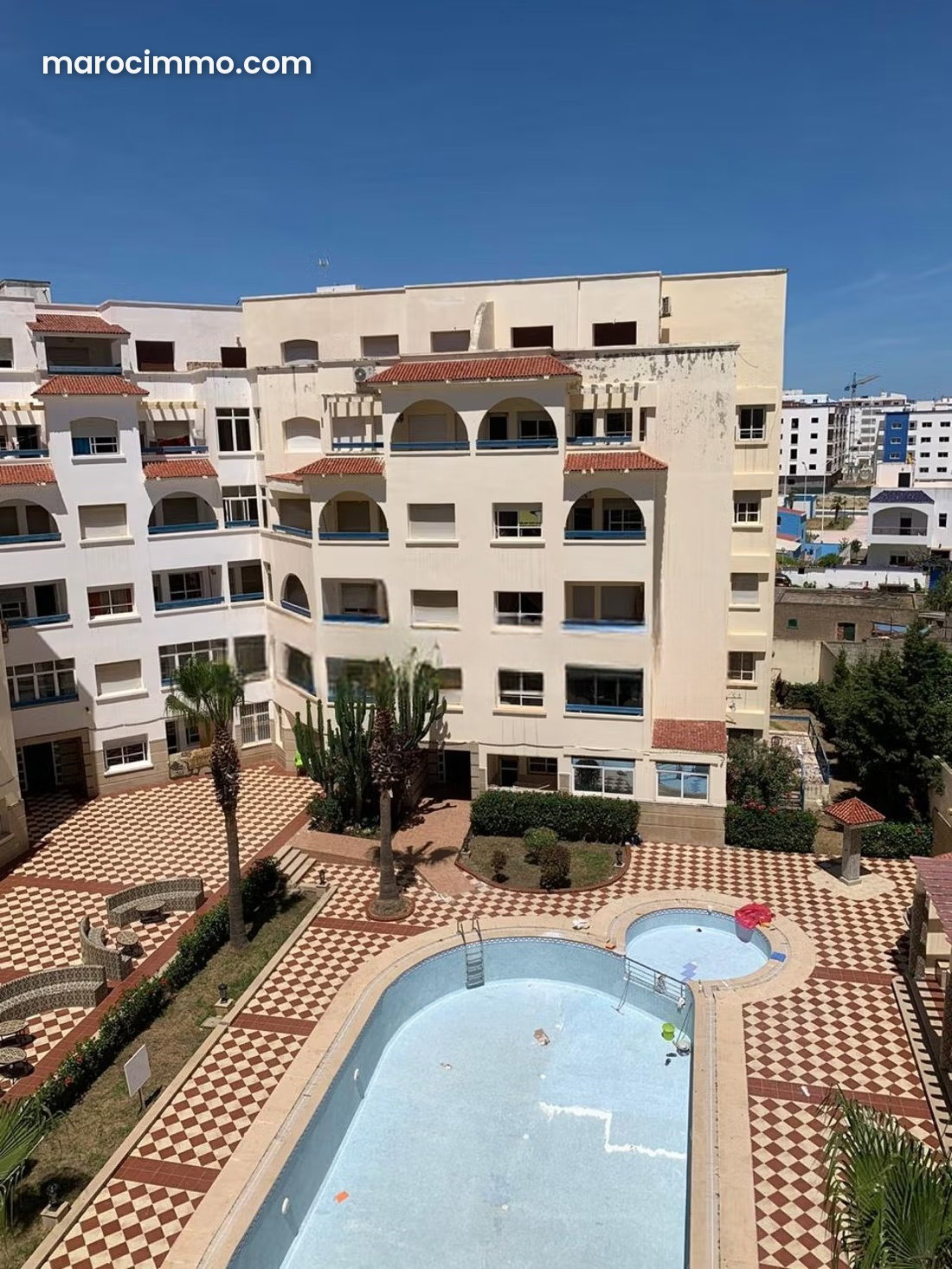 Appartement 2 chambres avec piscine, Martil front de mer — Martil