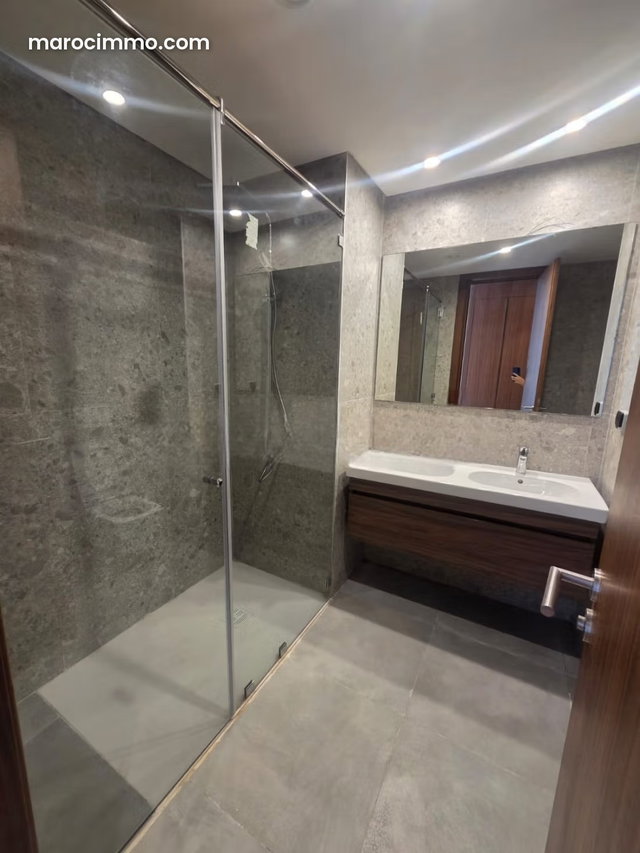 Spacious Empty or Furnished Apartment for Rent — 2