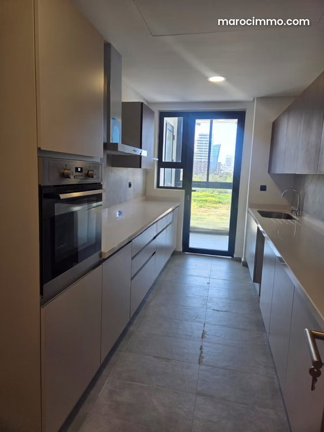 Spacious Empty or Furnished Apartment for Rent — 5