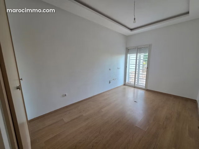 Appartement vide à louer — 5