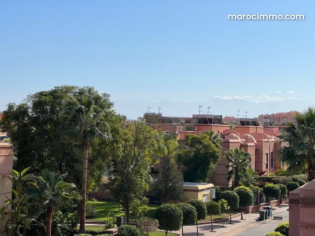 Villa 300m Meublé A Route de Casa — 2