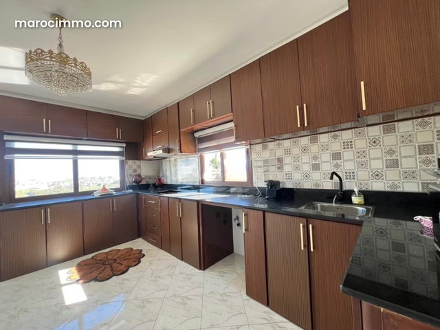 FOR RENT – 5-Bedroom Duplex in Jbel Kbir — 4