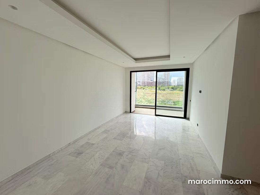 2-Bedroom Apartment with Park Views, Casablanca Finance City — Casablanca