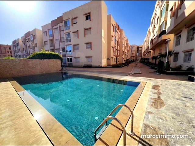 Joli appartement à vendre à Mabrouka – Résidence avec piscine — مراكش