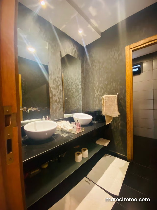 Emplacement villa haut bouskoura jardin piscine — 4