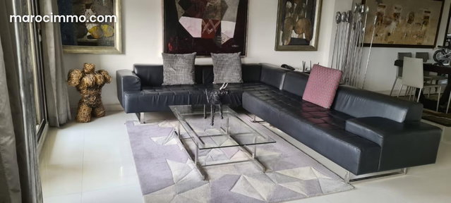 A Vendre Bel Appartement Quartier des Hopitaux — 3