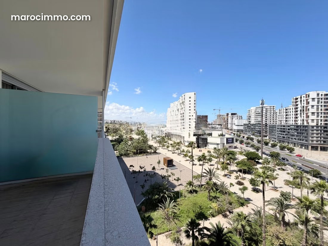 Furnished apartment with terrace in Casablanca Finance City — Casablanca