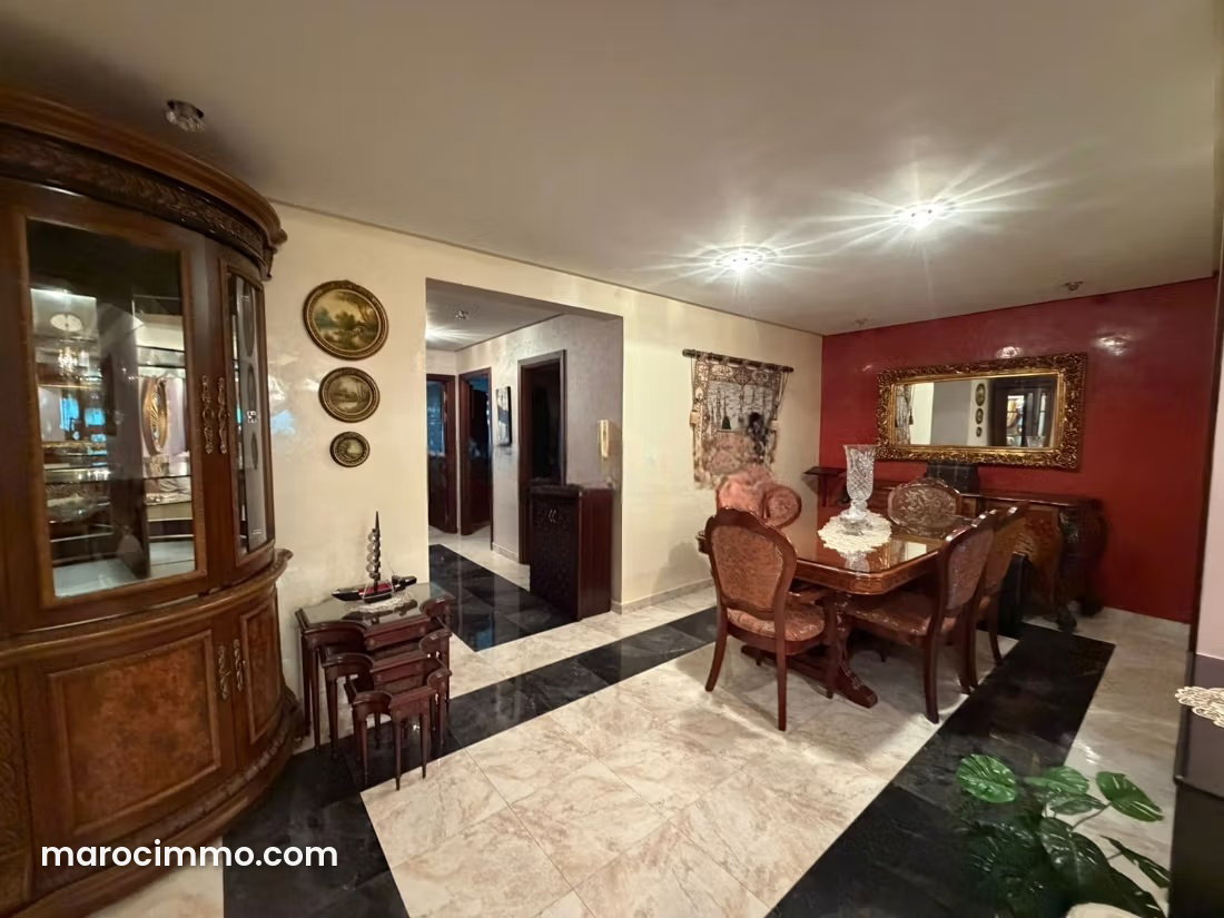 111 sqm apartment, 3 bedrooms with garage, Agdal, Rabat — Rabat