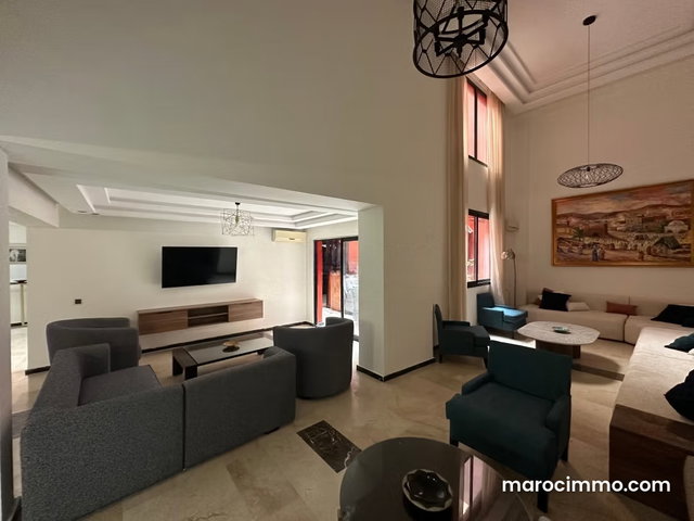 Appartement en location à Guéliz. Surface totale 220 m². Meublé — 2