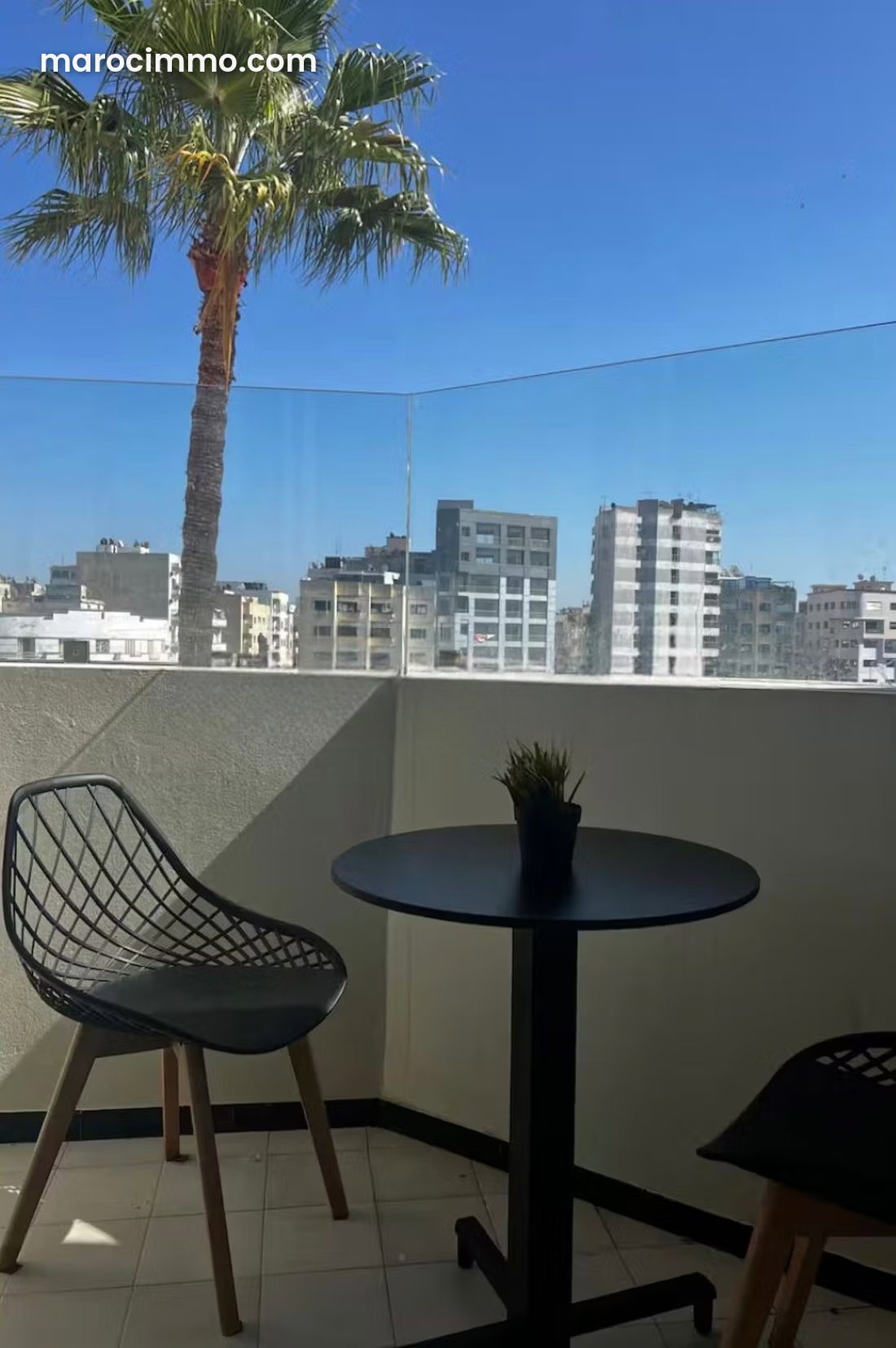Appartement meublé 110 m² avec terrasse à Racine Casablanca — Casablanca