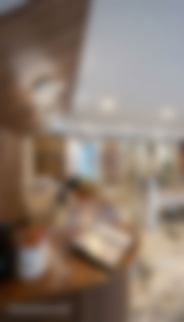 مركز تجميل جاهز للبيع في حي Toute la ville بسطات — سطات