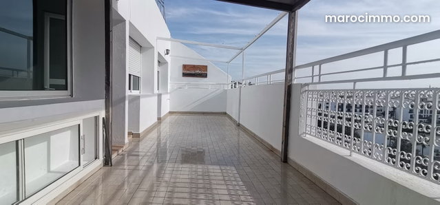Appartement dernier étage avec terrasse sans vis à vis au Palmier — 2