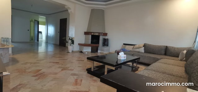 High-Floor Apartment with Sunny Balcony and Unobstructed View at Palmier — 4