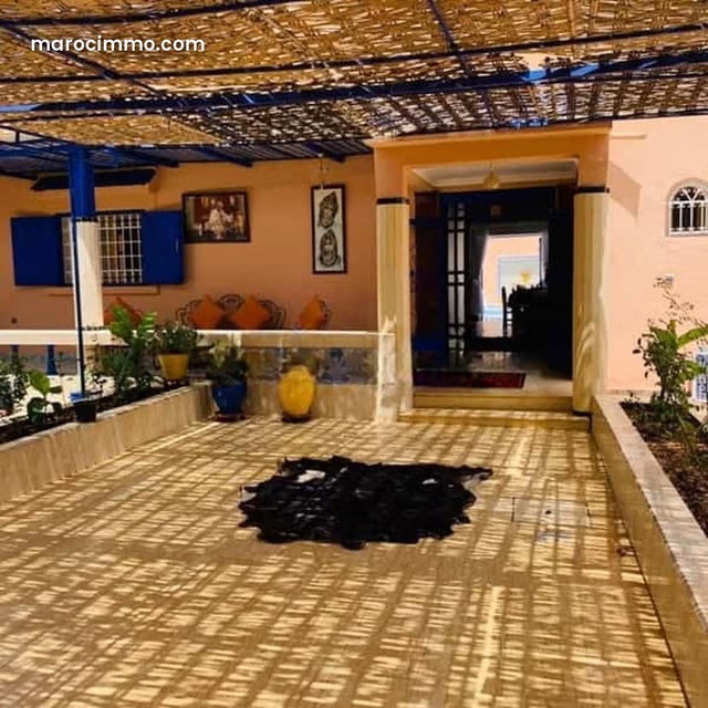 Villa à Vendre de 699.0 m² à Marrakech, Route D'Amizmiz — 3