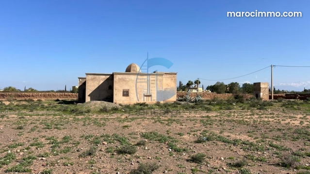 Terrain titré 1 hectare zone sa2 avec vue atlas à vendre route d'ouarzazate marrakech — Marrakech