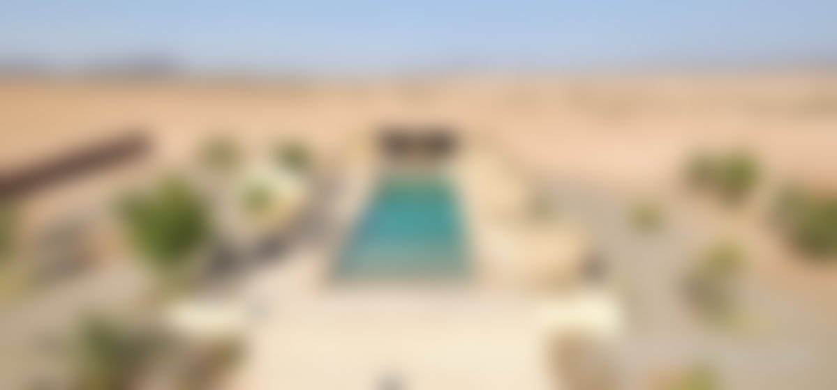 فيلا فاخرة على هكتار أخضر بطريق الدار البيضاء مراكش