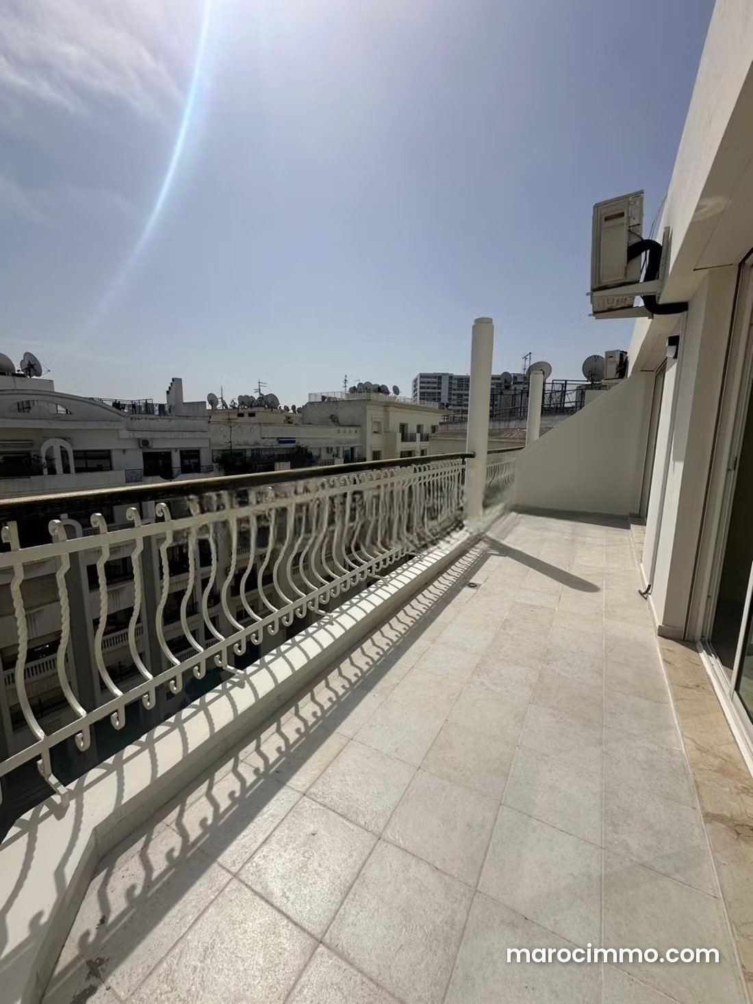 Appartement 214 m² avec terrasses au dernier étage Racine Casablanca — Casablanca