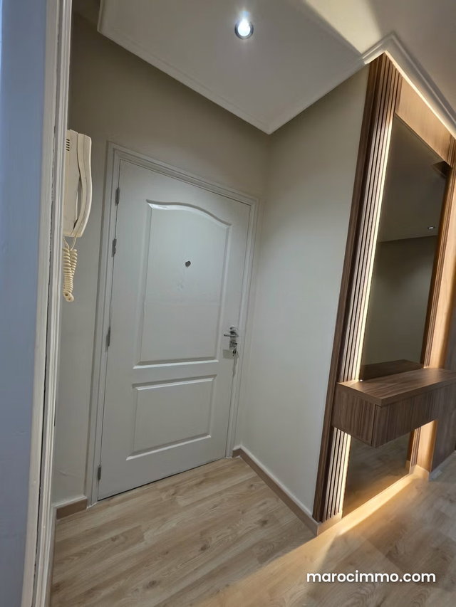 Superbe appartement à louer à Malabata Sania. Surface totale 135 m². Bien meublé — 3