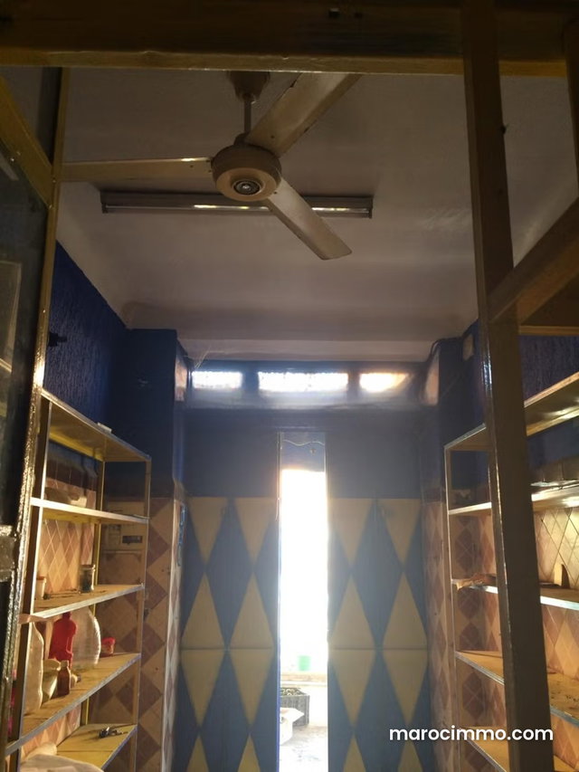 Local commercial bien situé à Marrakech – 18 m² — 3