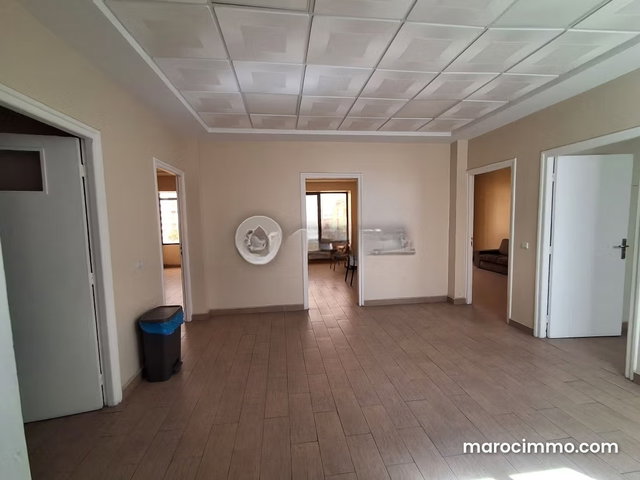 Bureau à vendre 103 m² Foncière Casablanca — 2