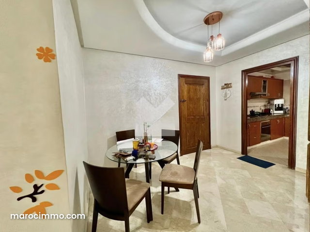 Bel appartement en location à Val Fleury. Superficie 150 m². Salon Marocain et antenne parabolique — 4