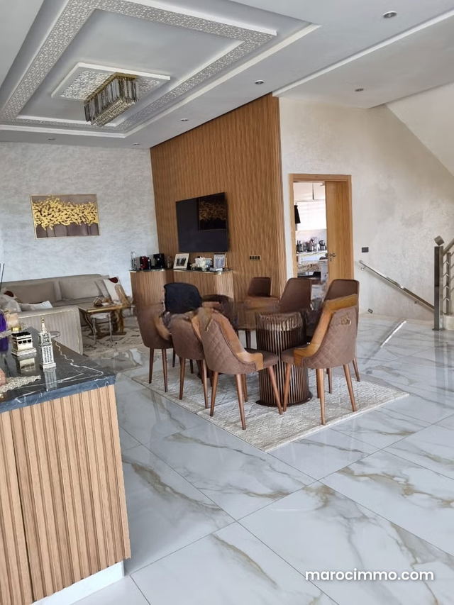 Villa de Prestige à Vendre à Agdal avenue Mohamed VI Marrakech — مراكش