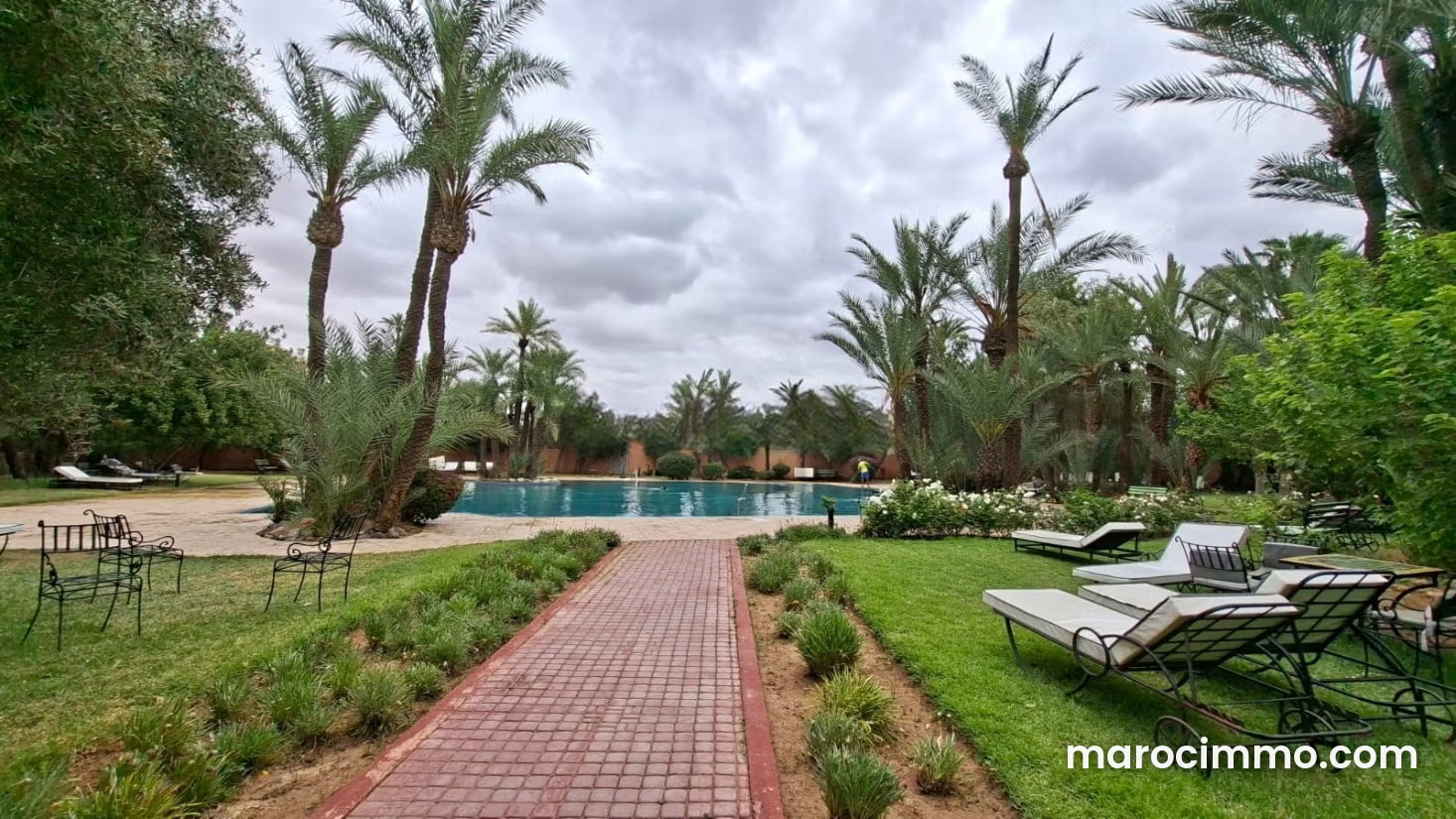 Appartement en rez, de, jardin à la Palmeraie, Marrakech — Marrakech