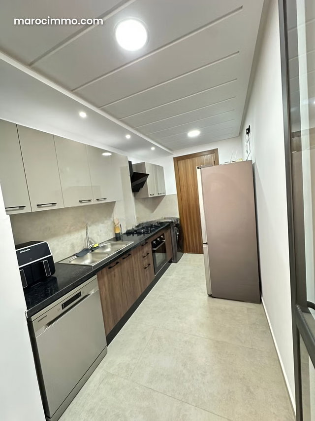 Appartement à louer 95 m² à Dar Bouazza — 4