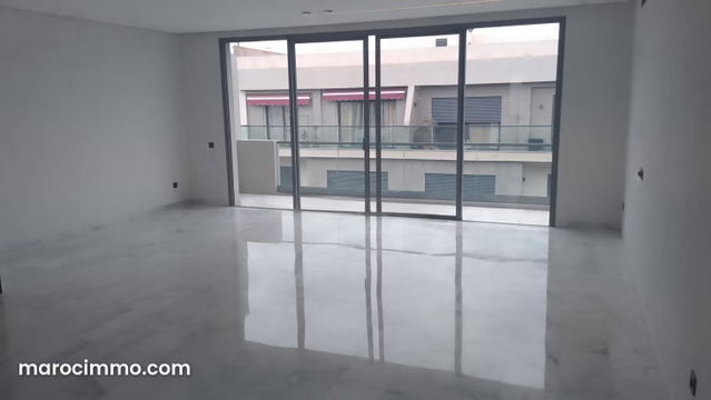 Superbe appartement à vendre à Les princesses. Surface totale 156 m². Service de concierge et climatisation — Casablanca