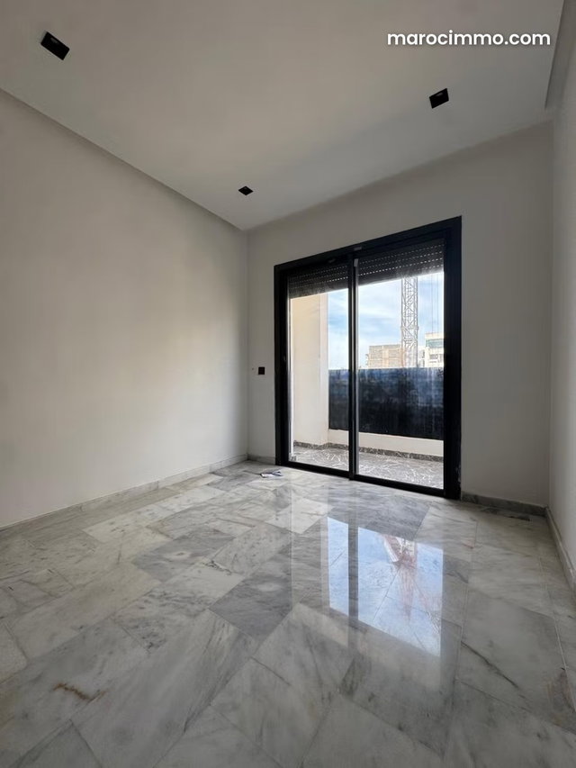 Studio à louer –Quartier des Hôpitaux — 4