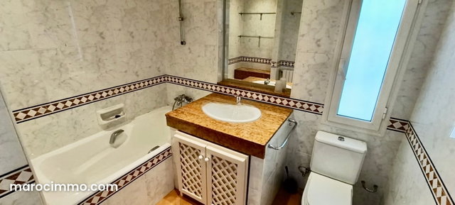 Villa d’exception vide à louer à El Menzeh — 4