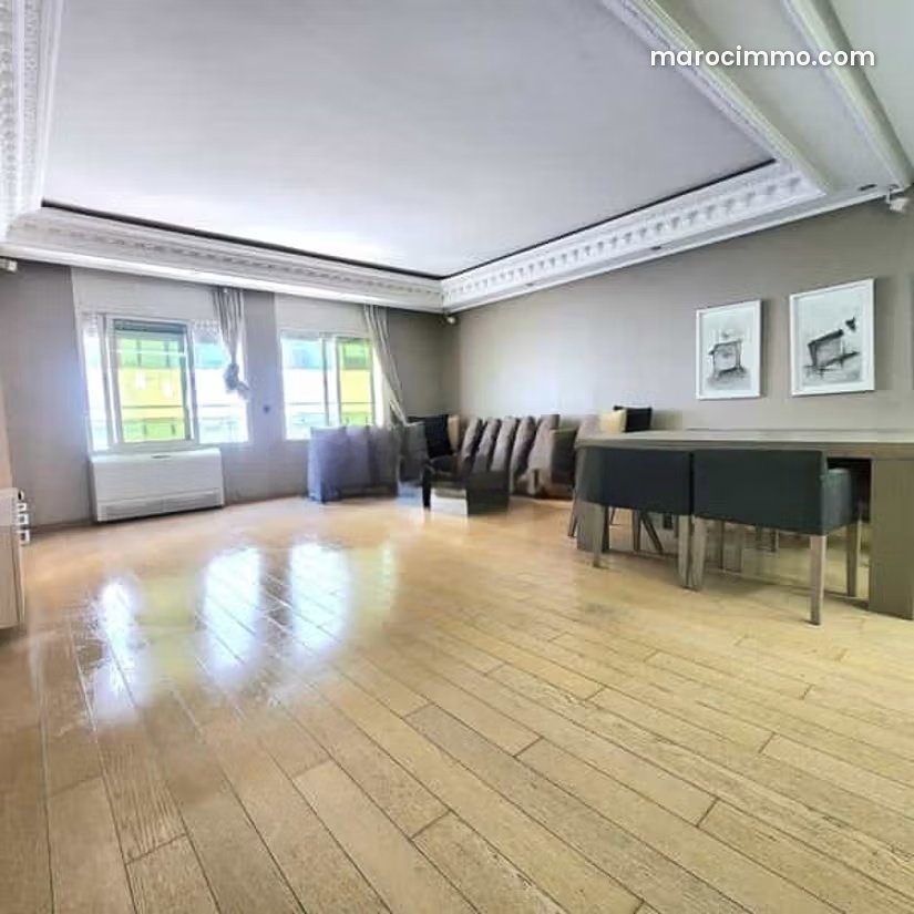 138 m² Apartment in Racine, Casablanca, with Garage — Casablanca
