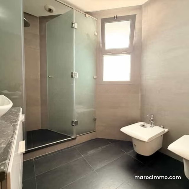 Appartement à Vendre de 70.0 m² à Casablanca, Casablanca Marina — 2
