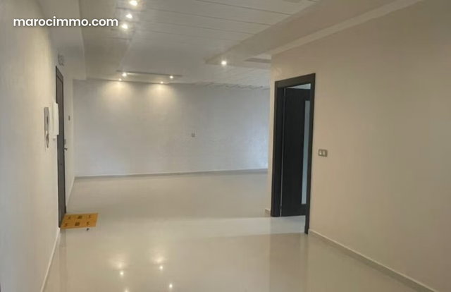 Spacious Apartment for Sale in Tangier with Garage and 128 m² Surface - Administrative District — 2