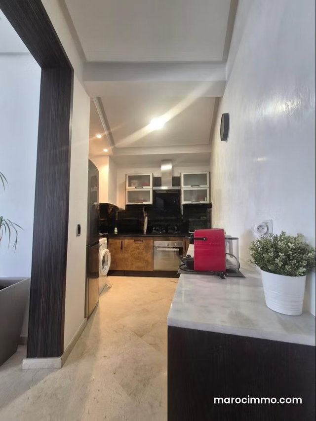 Furnished Studio in Triangle d'Or — 2