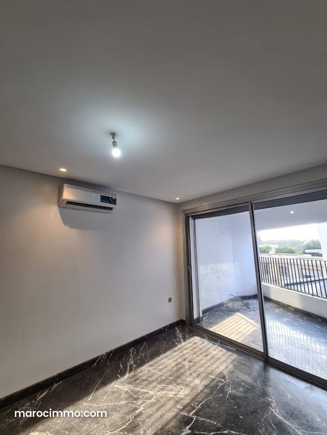 Bright apartment in Ferme Bretonne, Casablanca, for rent — Casablanca