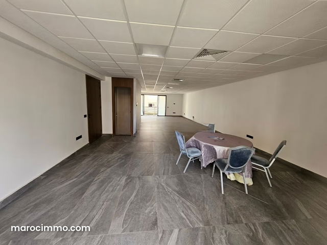 Office Space for Rent in Victoria. 86 m² Area. Double Glazed Windows and Steel Door — Bouskoura