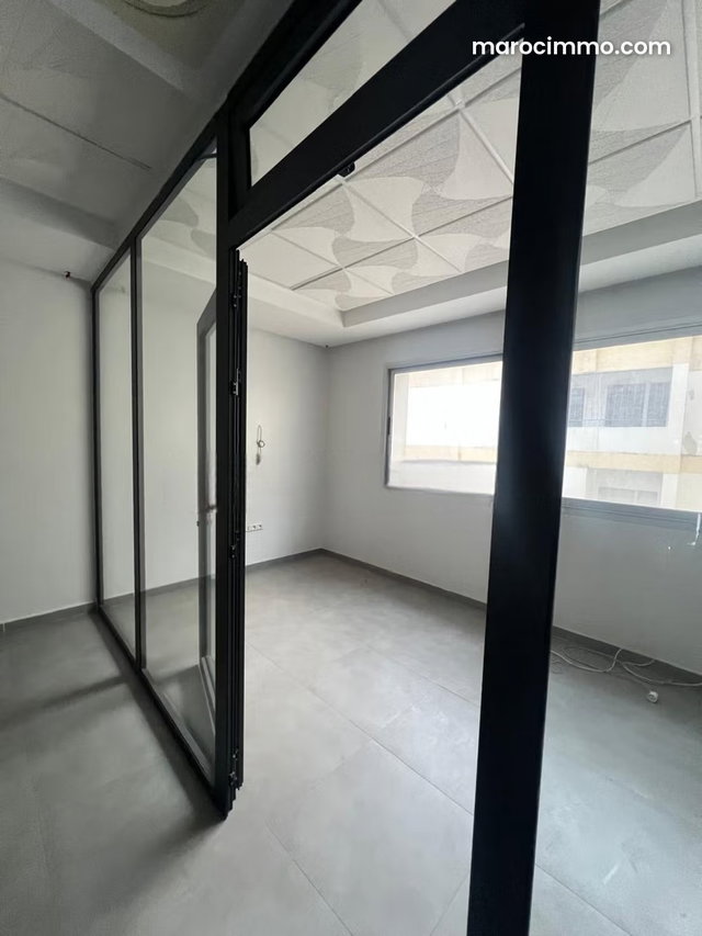 Location professionelle business center — 2