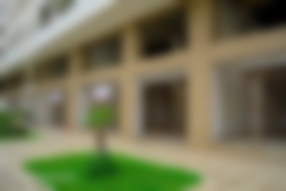محل تجاري رحب للكراء في كاستيا طنجة