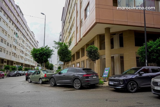 Local Commercial à Louer de 450m² à Tanger — 2