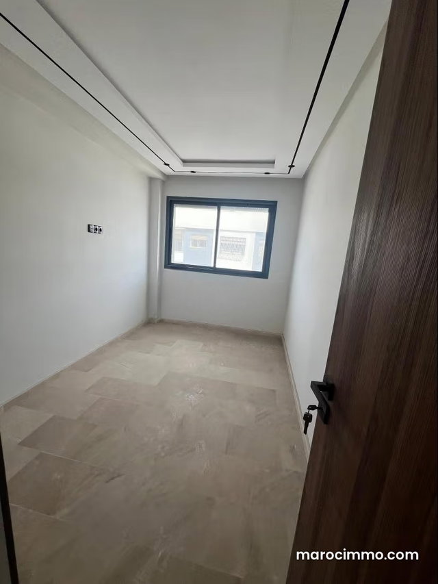Location d'un appartement à Roch noire. Surface de 79 m². Salon traditionnel, antenne parabolique générale — 3