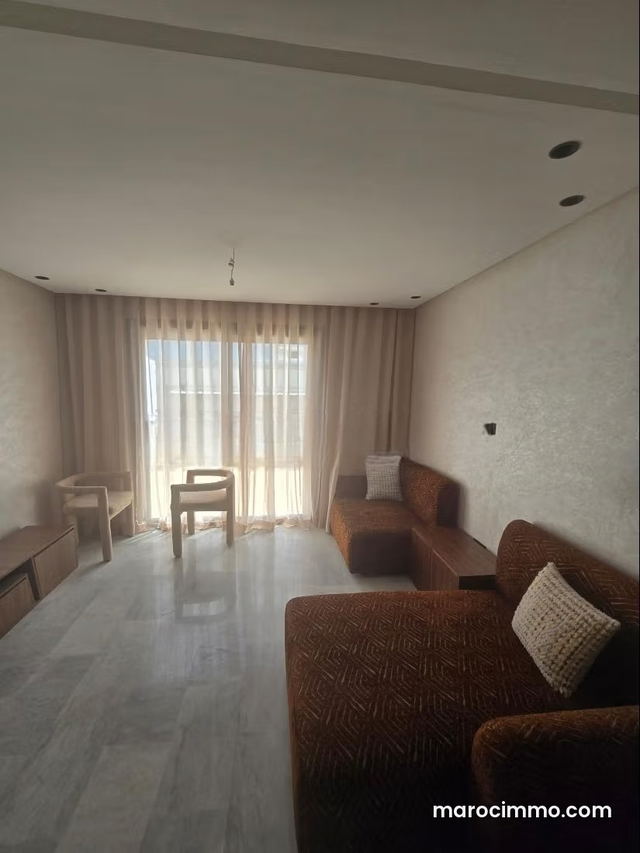 Studio meublé avec belle terrasse à louer à Palmier — الدار البيضاء