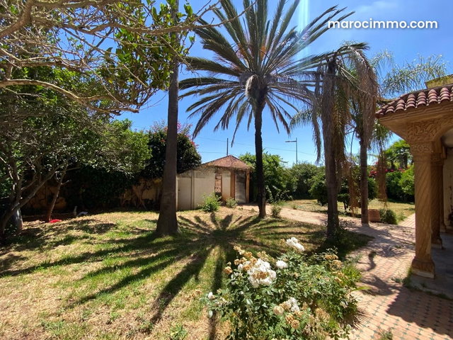 Villa de luxe à vendre à Souissi. 7 pièces confortables. Terrasse et jardin — 2